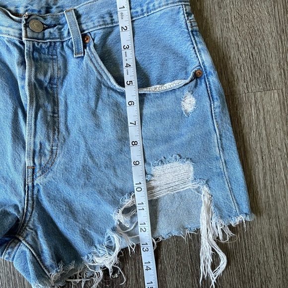 Levi's Blue Distressed Jean Shorts Casual Style - Picture 3 of 5